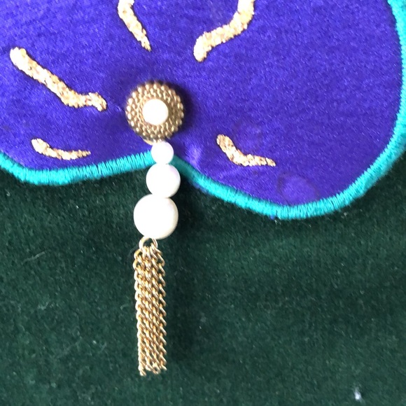 Funky velvet applique vest - Picture 4 of 6